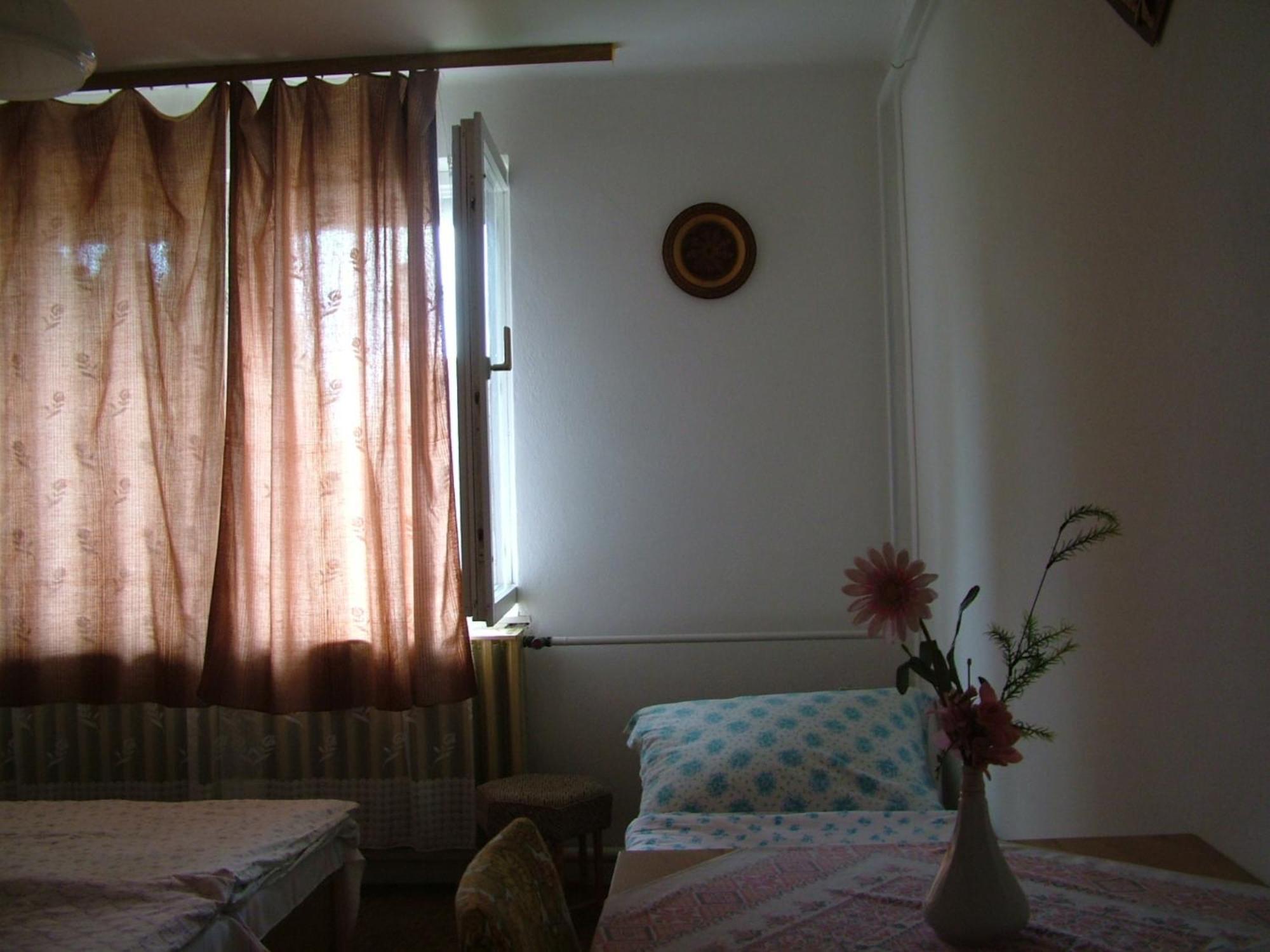 Napfeny Vendeghaz Daire Miskolc Oda fotoğraf